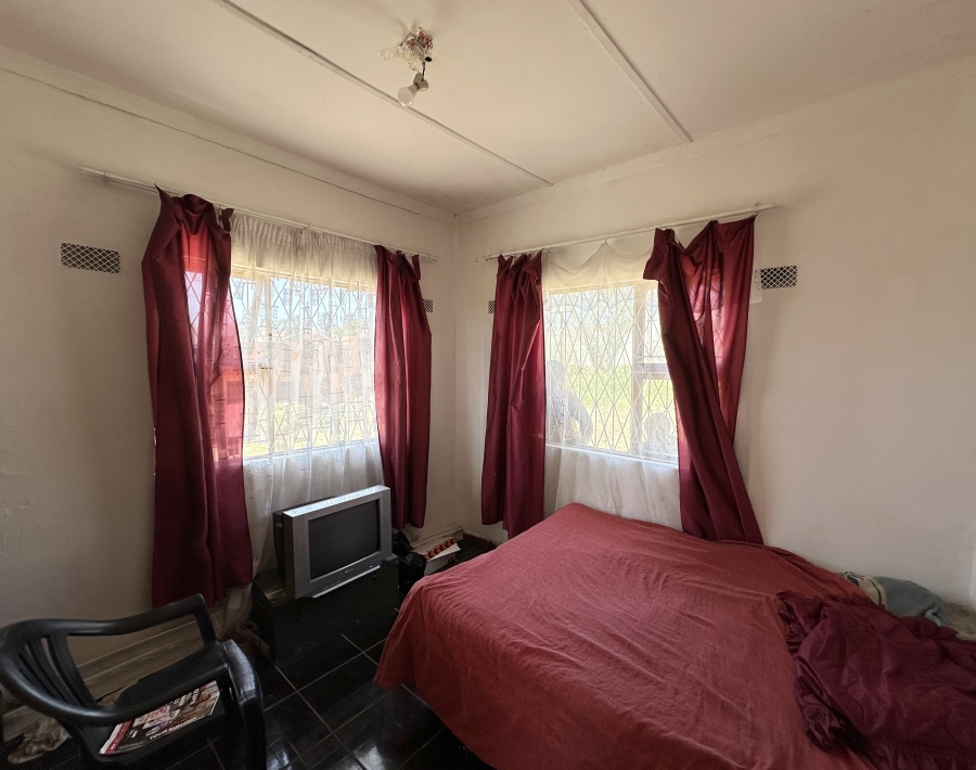 5 Bedroom Property for Sale in Mbuqu Eastern Cape